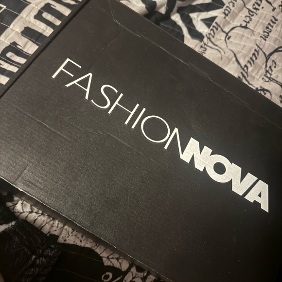 Fashion nova elegant rose gold pumps - Picture 8 of 8